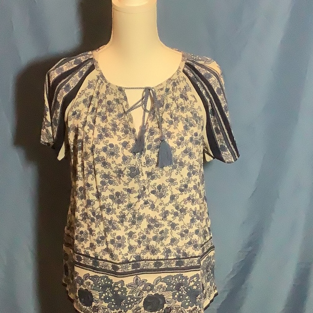 Lucky Brand Blue And Off White Short Sleeved Top